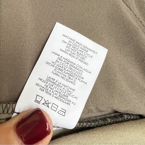 CAbi Jungle Cheetah Print Stretch Mid-Rise Skinny Ankle Trouser Pants Size 4 - Picture 10 of 10